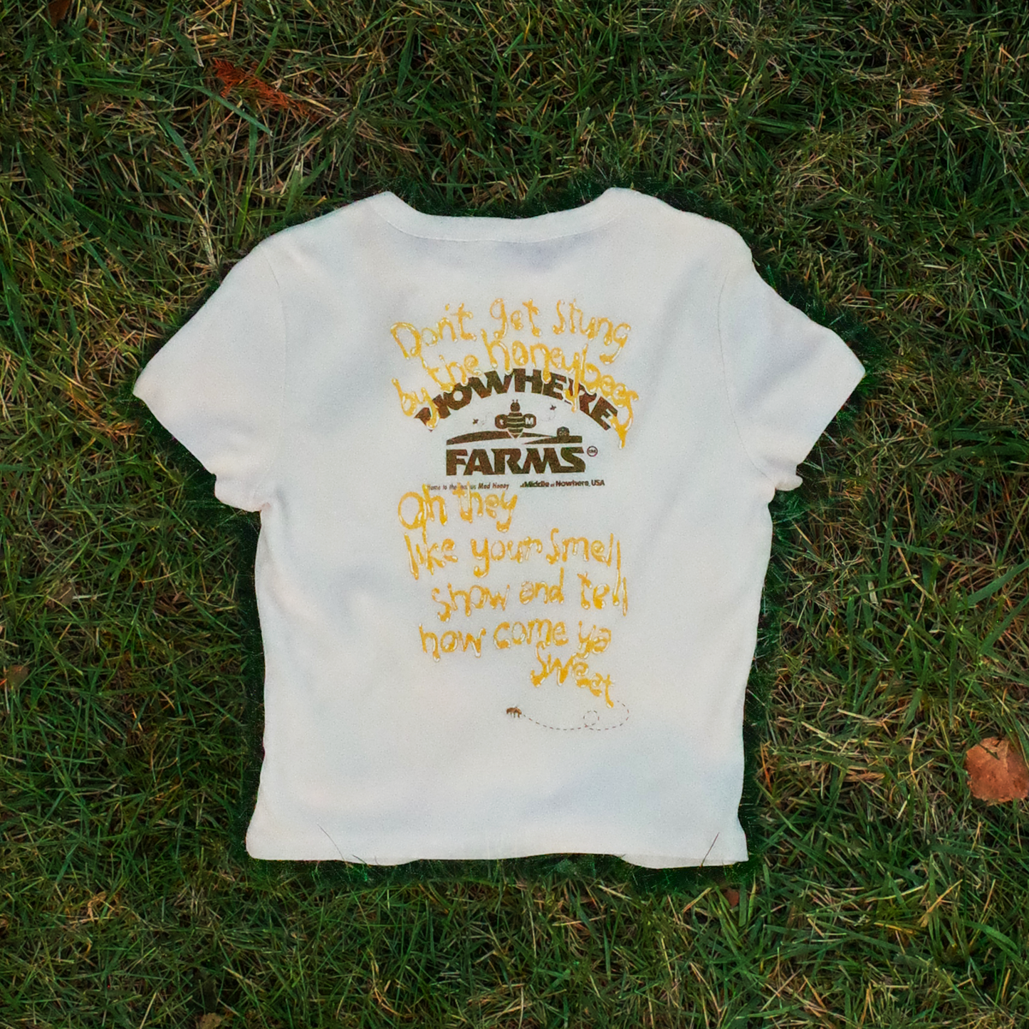 MAD HONEY SHORT SLEEVE BABY TEE