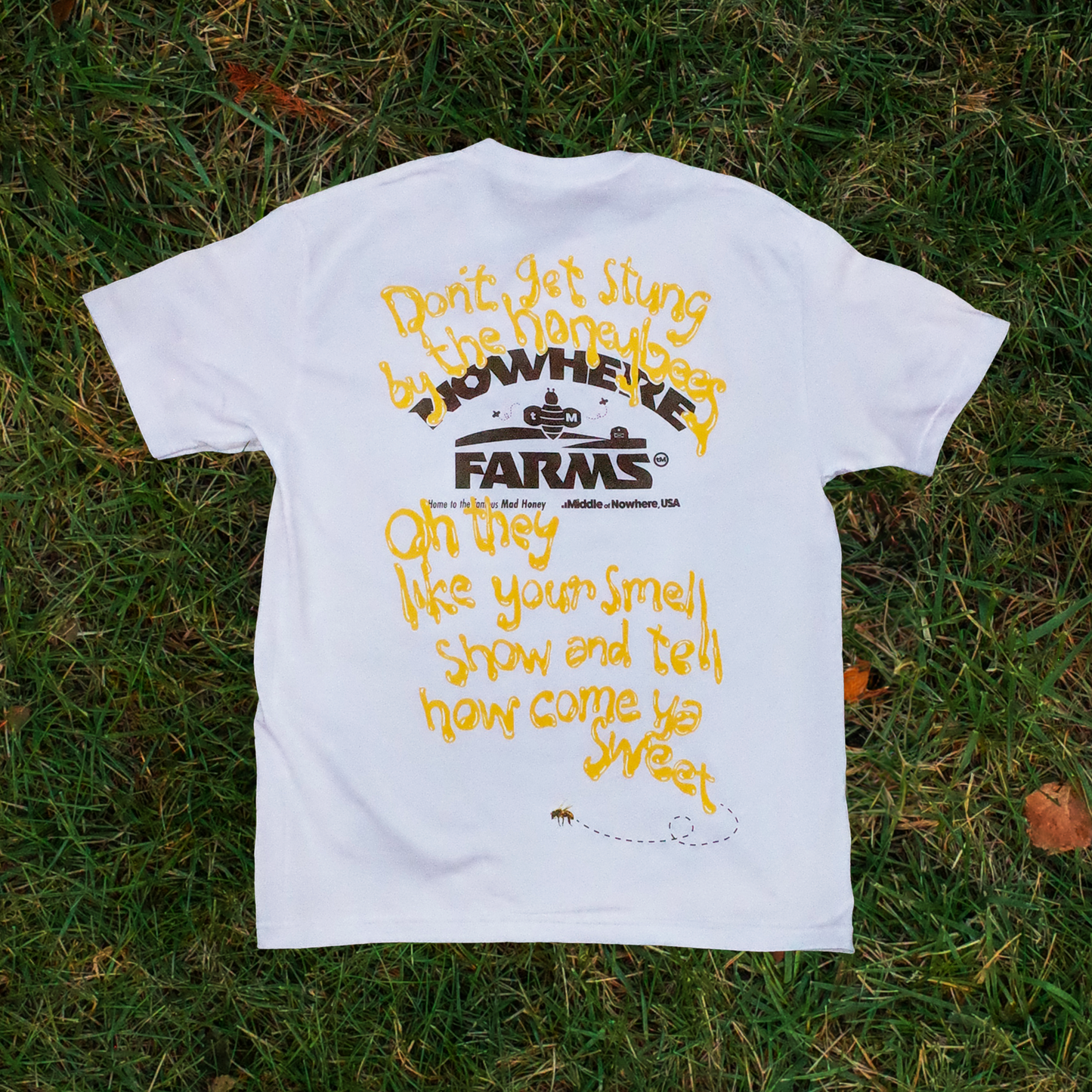 MAD HONEY PUFF PRINT SHORT SLEEVE TEE